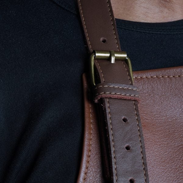 Tablier de coiffeur personnalisé en cuir