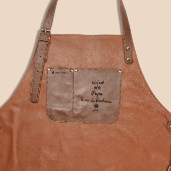 Tablier roi du barbecue personnalisé 100% cuir !
